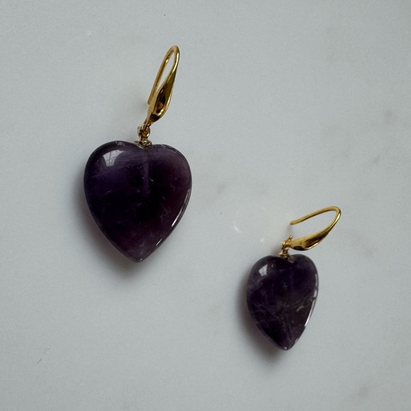 NWOT Tuckernuck Amethyst Heart Earrings - Picture 4 of 9